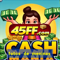fotos de meninas cacheadas no espelho